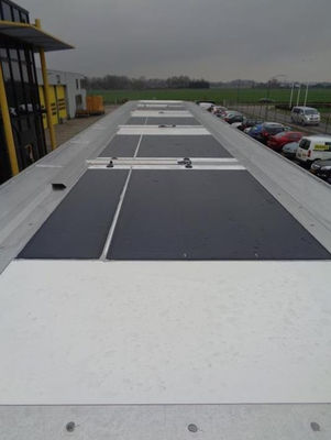 Гибкая солнечная панель 560 Вт CE IEC Сертификат ISO Экспортируемый пакет с 44,19 В оптимальным рабочим напряжением Быстрая доставка