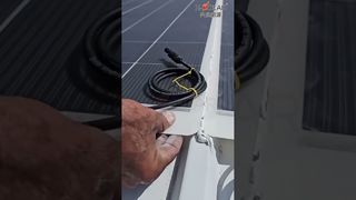 Никакого сверления, никаких брекетов! Прикрепите солнечную батарею к изогнутым крышам — структурный клей приклеивается за один этап.